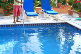 Contrato de mantenimiento piscina