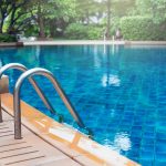 Cómo ahorrar energía en la piscina de tu hogar Cómo ahorrar energía en la piscina de tu hogar