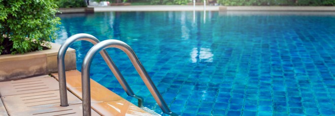 Cómo ahorrar energía en la piscina de tu hogar Cómo ahorrar energía en la piscina de tu hogar